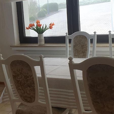 Ferienwohnung Mit Terrasse, Kostenloses Wlan, Parkplatz Бад Ойнхаузен Екстериор снимка